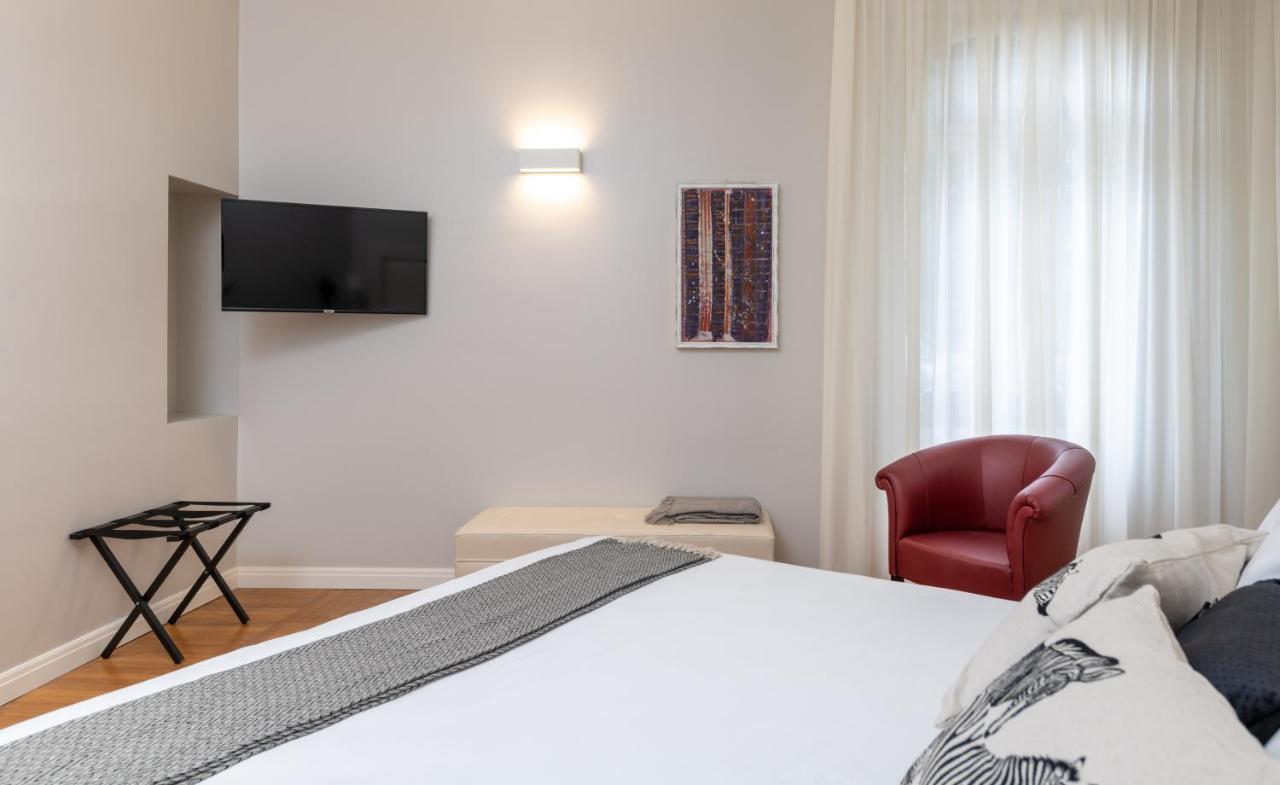 Villa Natalia - Adults Only เวโรนา ภายนอก รูปภาพ