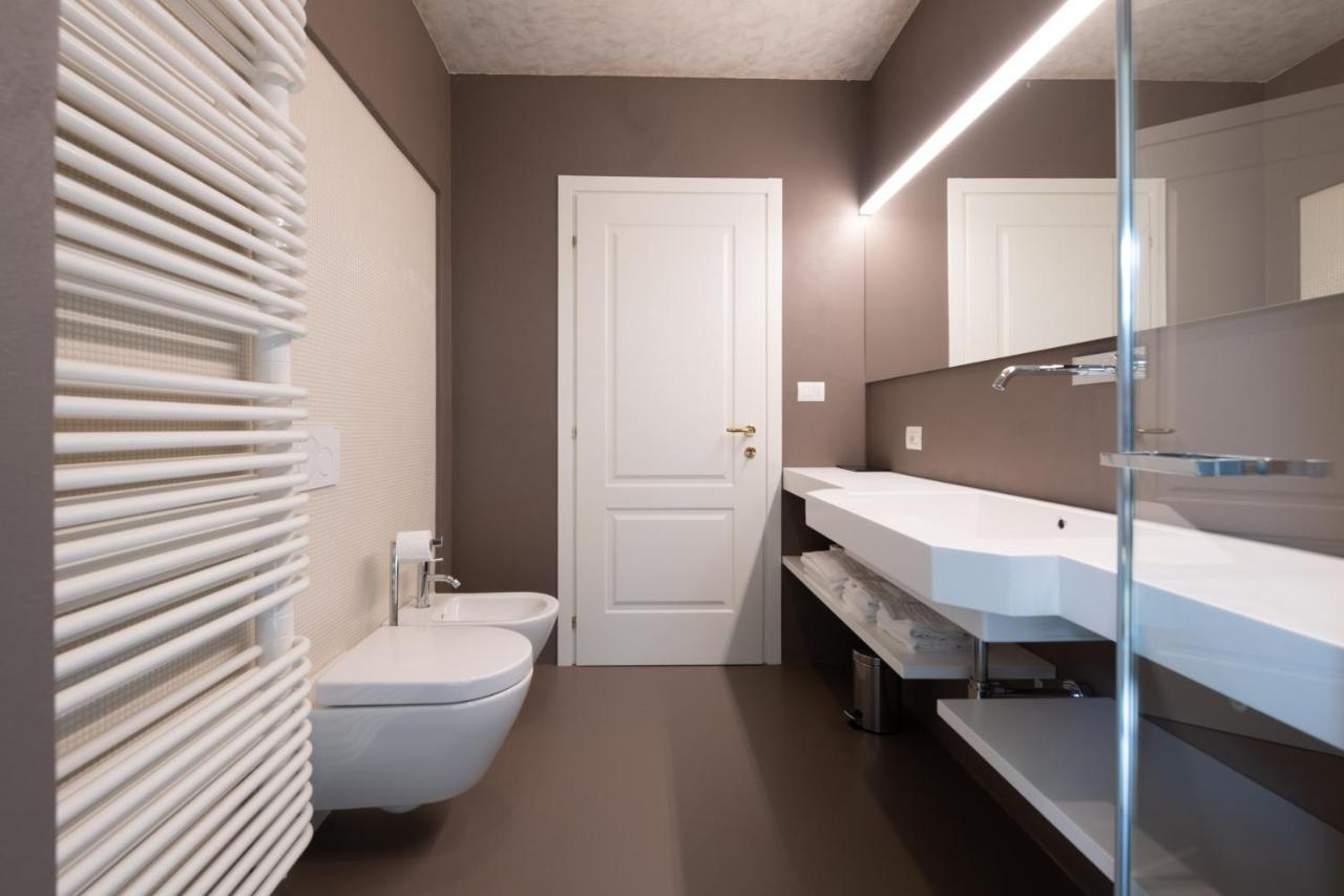 Villa Natalia - Adults Only เวโรนา ภายนอก รูปภาพ