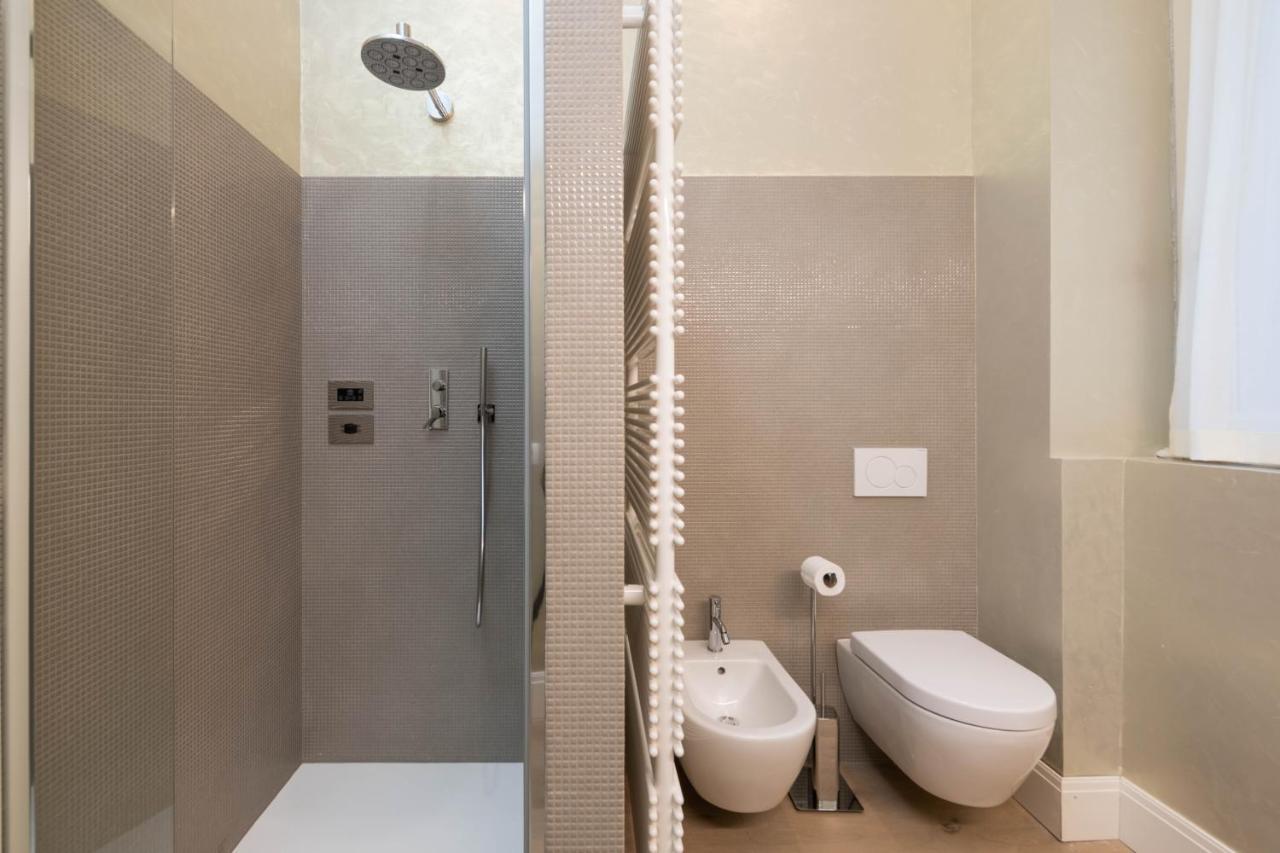 Villa Natalia - Adults Only เวโรนา ภายนอก รูปภาพ