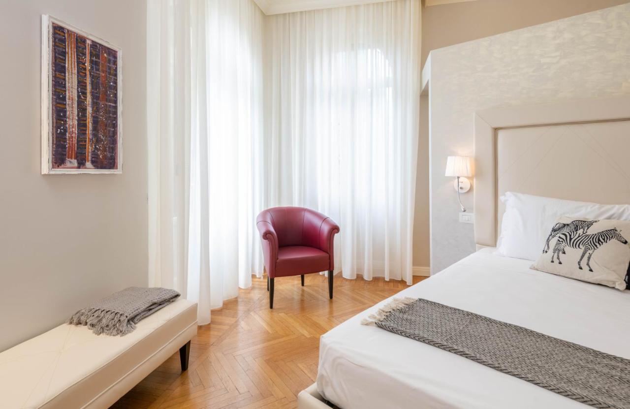 Villa Natalia - Adults Only เวโรนา ภายนอก รูปภาพ