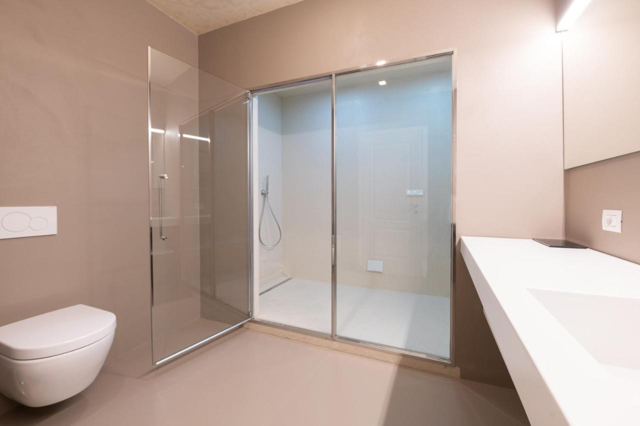 Villa Natalia - Adults Only เวโรนา ภายนอก รูปภาพ